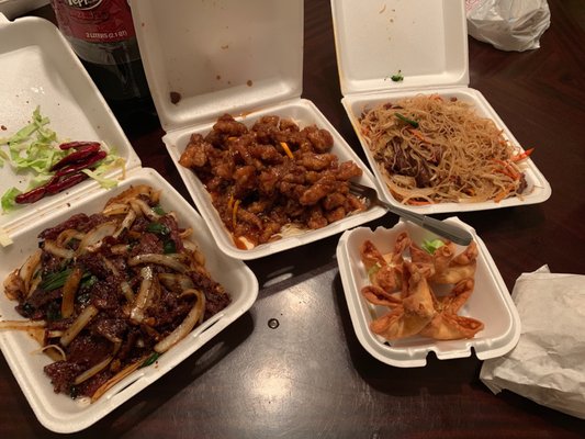 Pearl Wok To Go by null