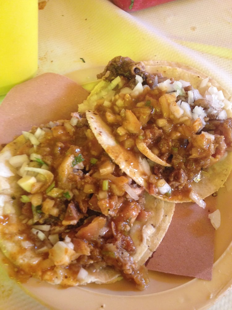 Tacos deTripa Tianguis de Jacarandas