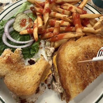 NORMS Restaurant - Tuna melt - American Near Me - Whittier, California NORMS Restaurant - Tuna melt - American Near Me - Whittier, California