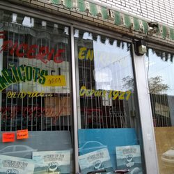 Segal's Market - Storefront.