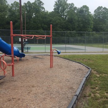 Etowah Park - Tennis court - Parks Near Me - Etowah, North Carolina