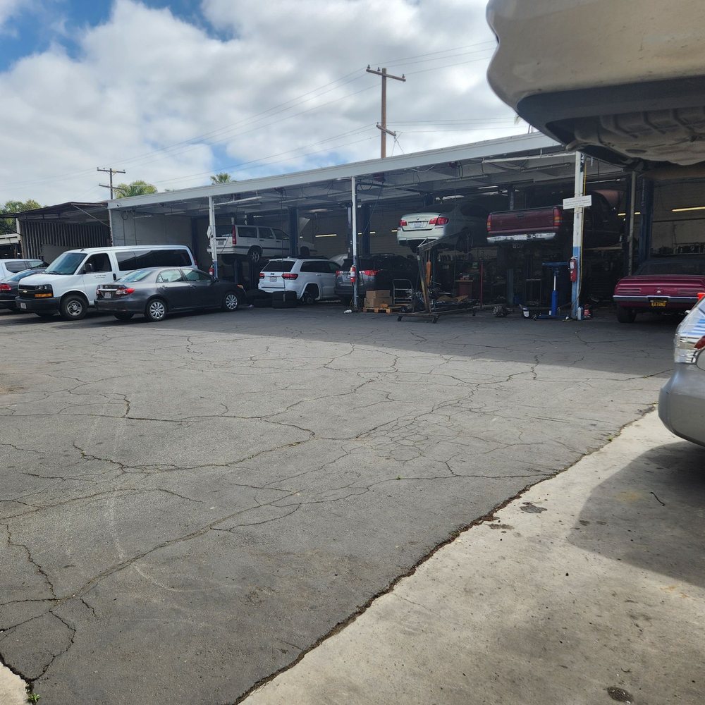 Thao Auto Repair - Lots of cars being worked on - Auto Repair Near Me - San Diego, California Thao Auto Repair - Lots of cars being worked on - Auto Repair Near Me - San Diego, California