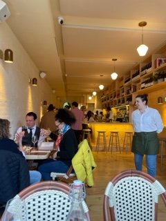 Bar Vinazo by null