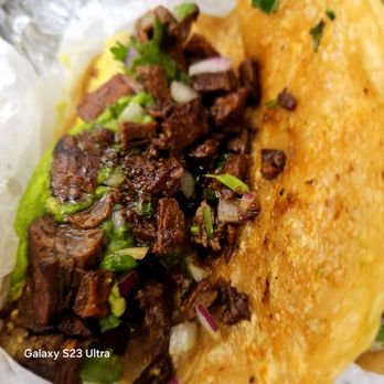 Meson Del Taco Express - Tacos de asada - Mexican Near Me - Chicago, Illinois