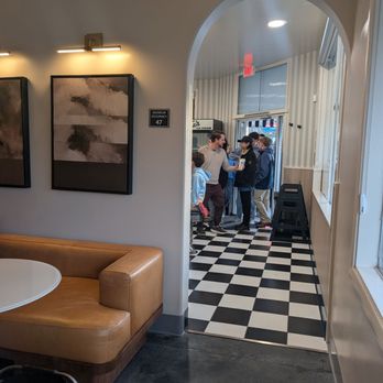 Brew Bird - Throughway to Vic's Ice Cream shop - Coffee & Tea Near Me - Sacramento, California Brew Bird - Throughway to Vic's Ice Cream shop - Coffee & Tea Near Me - Sacramento, California