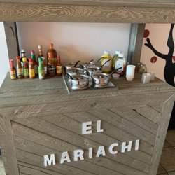 El Mariachi - Salsa bar
