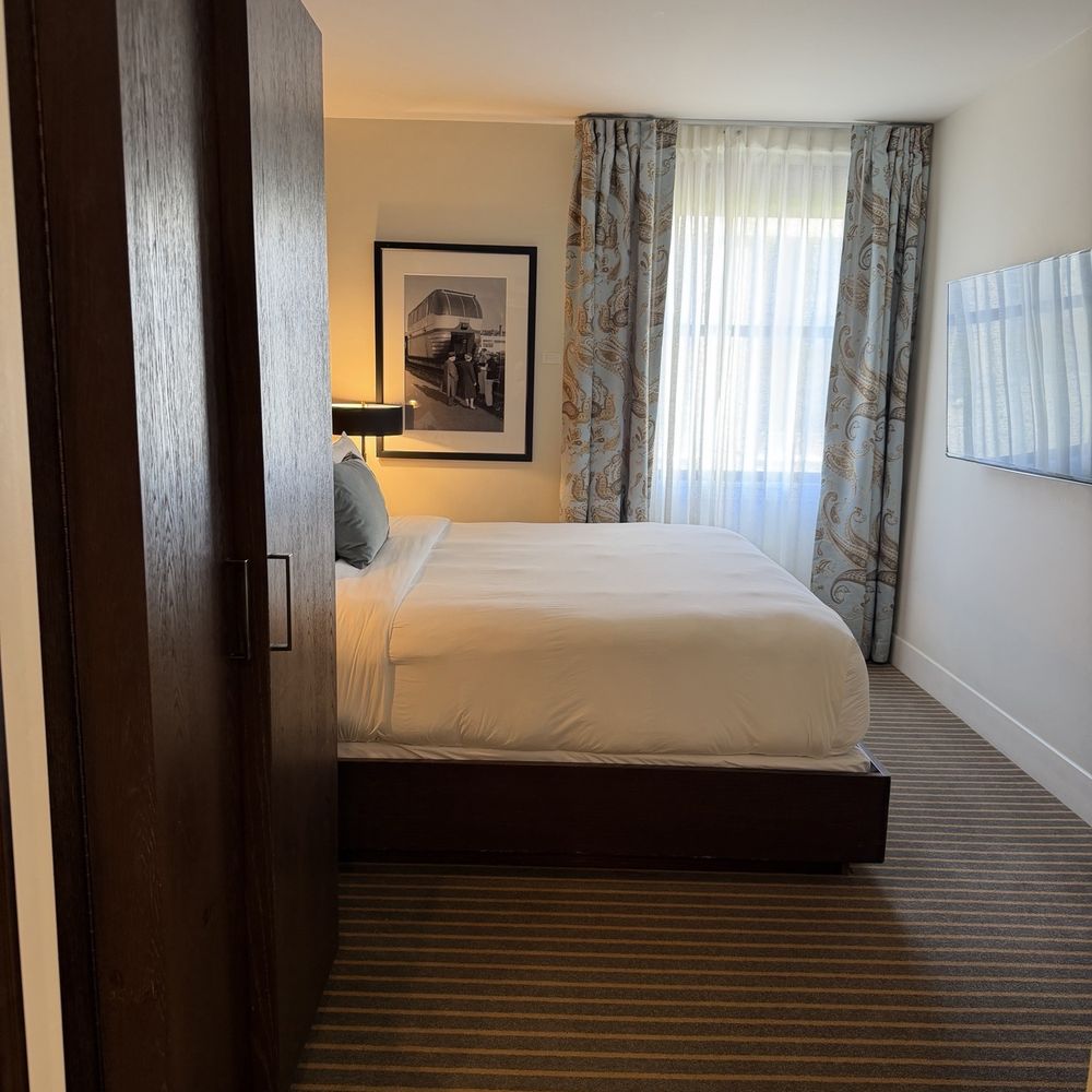 Hotel Theodore Seattle Downtown, Tapestry by Hilton - Hotels Near Me - Seattle, Washington Hotel Theodore Seattle Downtown, Tapestry by Hilton - Hotels Near Me - Seattle, Washington