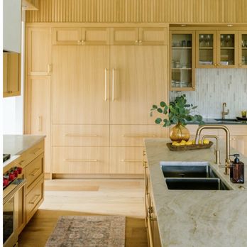 Harmonic Design - Rift white oak traditional with architectural soffit - Cabinetry Near Me - Bellingham, Washington Harmonic Design - Rift white oak traditional with architectural soffit - Cabinetry Near Me - Bellingham, Washington