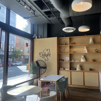 Delight Pastry - Interior - Desserts Near Me - Pasadena, California