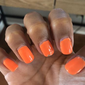 Mai's Nail Salon - Nail Salons Near Me - Makawao, Hawaii
