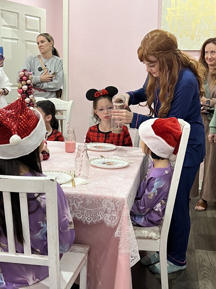 THE PINK TEAPOT Updated September 2024 98 Photos & 32 Reviews