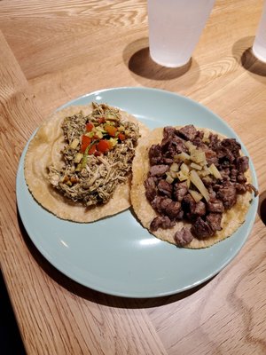 Tacos Neza Hollywood by null