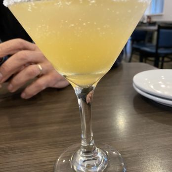 Laura's Bar And Grill - Resting Peach Face - American Near Me - Smithfield, Rhode Island