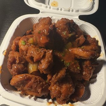 Resunga Momo & Curry - Chicken Manchurian - Food Trucks Near Me - Tracy, California