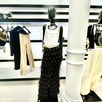 CHANEL - Accessories Near Me - Manhattan, New York CHANEL - Accessories Near Me - Manhattan, New York