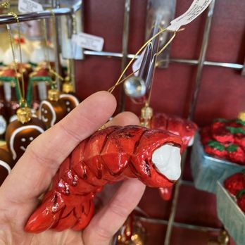 Sur La Table - Lobster - Kitchen Supplies Near Me - Cincinnati, Ohio
