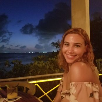 Fred's House - Beautiful night sky - Seafood Near Me - Cancún, ROO