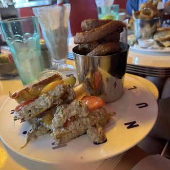 Beginner's Diner - Tuna melt with tomato - Diners Near Me - San Diego, California