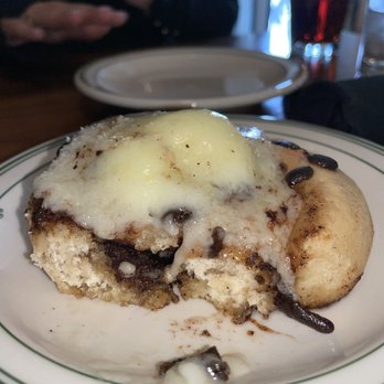 Wendell's - Tiramisu cinnamon roll - Breakfast & Brunch Near Me - Denver, Colorado