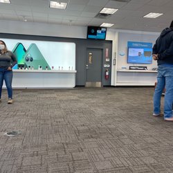 Waiting..... waiting... waiting..... came in we see manager. Asked to come back. Now asked to wait again