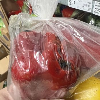 US Foods CHEF'STORE - Rotting peppers in the walk in. - Grocery Near Me - Oakland, California
