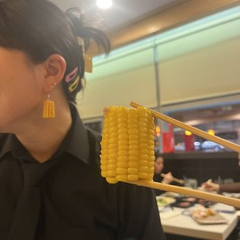 Spring Shabu-Shabu - yeonju (best waitress ever) x corn earrings x actual corn - Japanese Near Me - Flushing, New York Spring Shabu-Shabu - yeonju (best waitress ever) x corn earrings x actual corn - Japanese Near Me - Flushing, New York