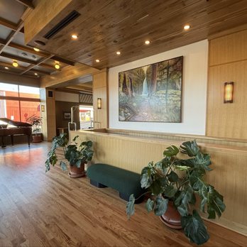 Lightwell Hotel & Spa - Hotels Near Me - Hood River, Oregon Lightwell Hotel & Spa - Hotels Near Me - Hood River, Oregon