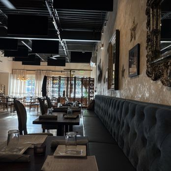Stellar - Interior - Wine Bars Near Me - Raleigh, North Carolina Stellar - Interior - Wine Bars Near Me - Raleigh, North Carolina