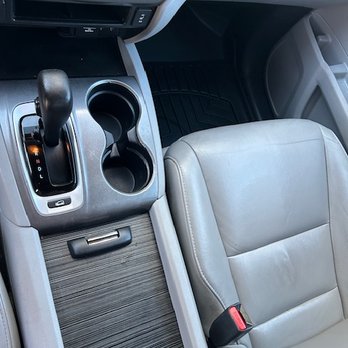 EFX Mobile Detailing - center console - Auto Detailing Near Me EFX Mobile Detailing - center console - Auto Detailing Near Me