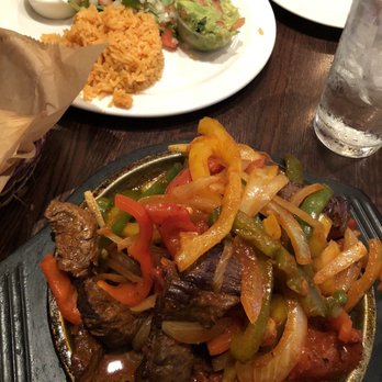 Cafe El Tapatio - Steak Sizzling Hot Fajitas - Mexican Near Me - Chicago, Illinois