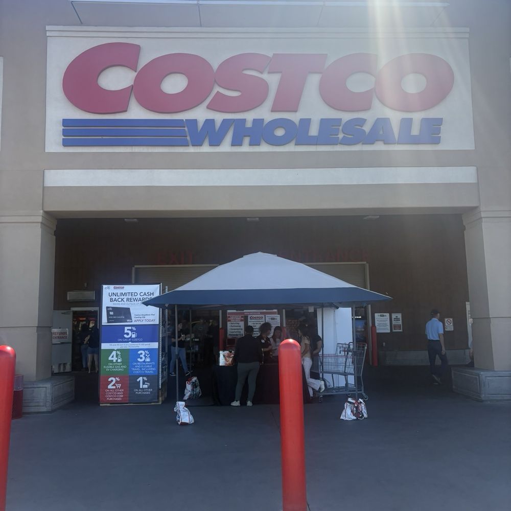 Costco - Exterior - Wholesale Stores Near Me - Mesa, Arizona
