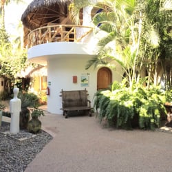 Hotel Vogue - Panorama of the courtyard.
