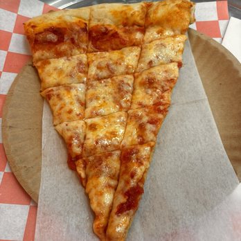 Tony's Pizzeria & Restaurant - Cheese pizza - Pizza Near Me - Brooklyn, New York Tony's Pizzeria & Restaurant - Cheese pizza - Pizza Near Me - Brooklyn, New York