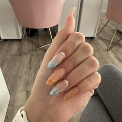 Lys Nails Studio - Nail design