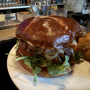 Barrel & Bacon - Burger - Cocktail Bars Near Me - Seattle, Washington Barrel & Bacon - Burger - Cocktail Bars Near Me - Seattle, Washington
