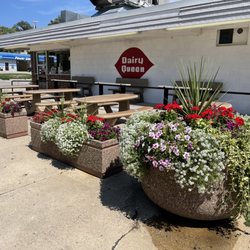 Dairy Queen Store - Dairy Queen, Denison Iowa. Outdoor seating
