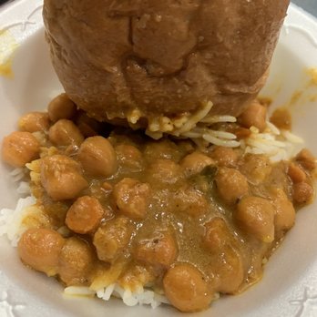 Dosa & Chaat Indian Cafe - The chickpeas and rice were amazing!   (Covid crisis donated meal) - Indian Near Me - Gaithersburg, Maryland