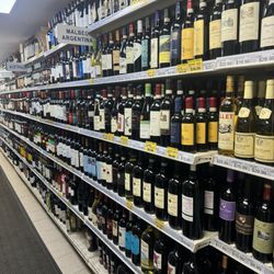 Star Liquor & Wine - Red wine