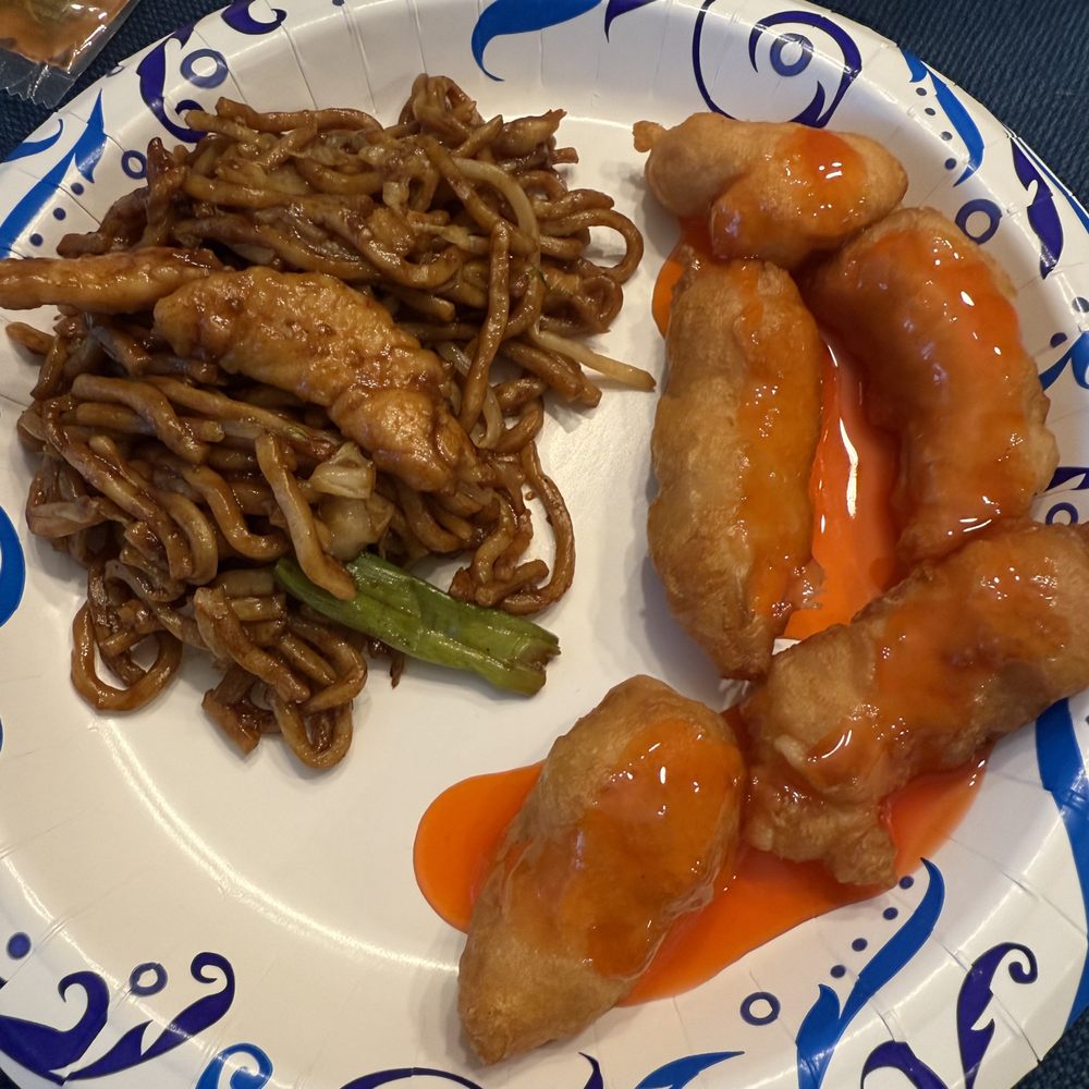 China 1 - Chicken Lo Mein & Sweet and Sour Chicken - Chinese Near Me - Casselberry, Florida