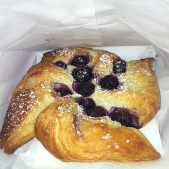 DoLy's Delectables - Blueberry pinwheel - Coffee & Tea Near Me - Long Beach, California