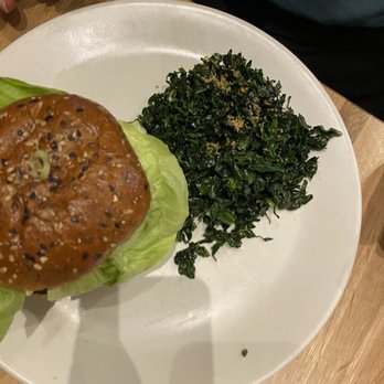 True Food Kitchen - Veggie burger - New American Near Me - Hackensack, New Jersey