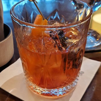 The Living Room - Old fashioned - American Near Me - Truckee, California