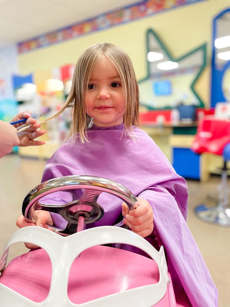 COOKIE CUTTERS HAIRCUTS FOR KIDS Updated May 2024 97 Photos & 79