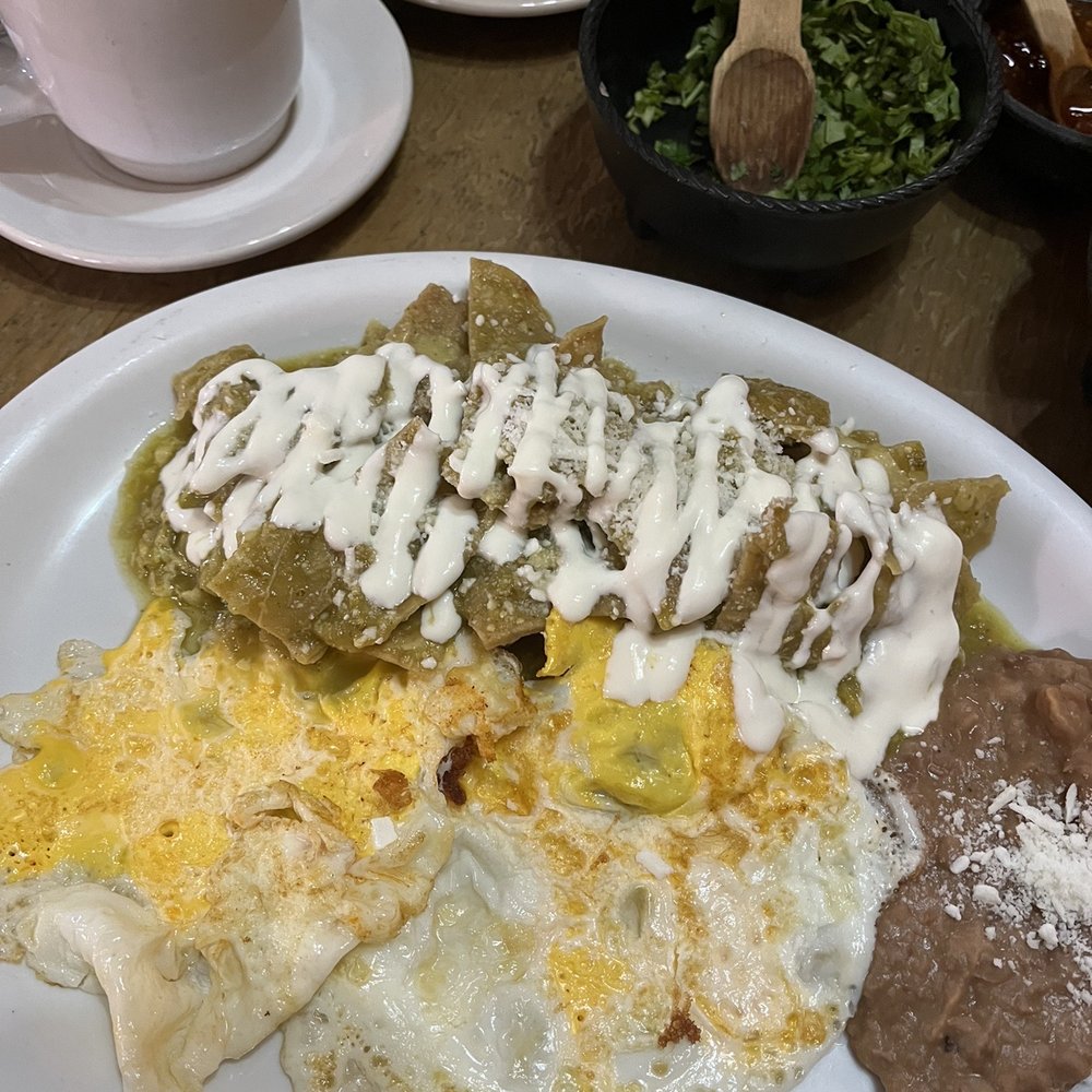 Chilaquiles verdes Chilaquiles verdes