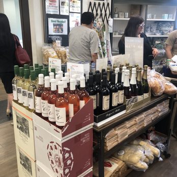 Fish King - Wine selection - Seafood Markets Near Me - Glendale, California Fish King - Wine selection - Seafood Markets Near Me - Glendale, California