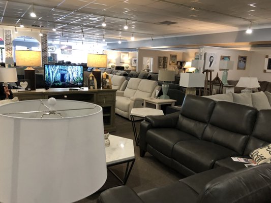 SKIPPERS FURNITURE - Updated January 2026 - 10 Reviews - 503 Mary ...