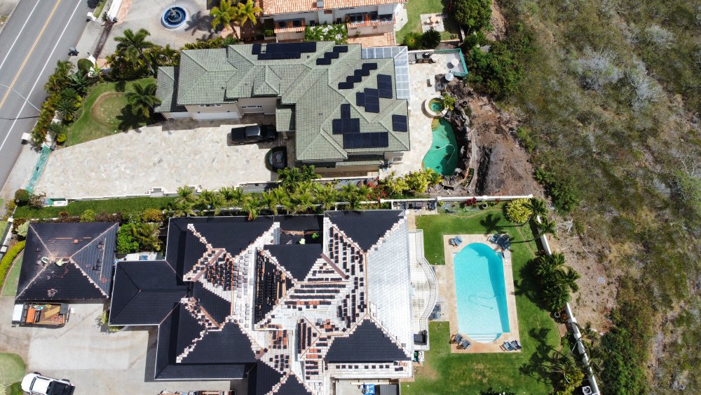 Slide of Discovery Roofing