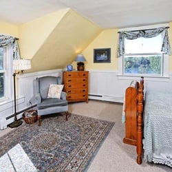 Black Lantern Bed & Breakfast