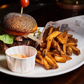 Flanigan's - Le nouveau Flanigan's Burger servi avec coleslaw et frites ! - Pubs Near Me - Lyon, 69 Flanigan's - Le nouveau Flanigan's Burger servi avec coleslaw et frites ! - Pubs Near Me - Lyon, 69