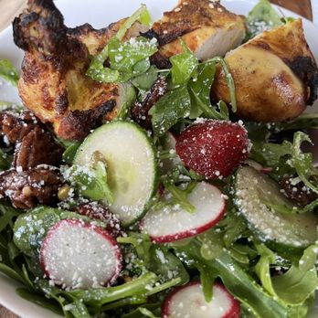 The Hutton - Arugula & Strawberries salad w/ chicken - New American Near Me - Jersey City, New Jersey